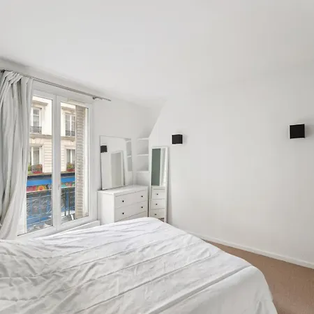 Le Charme Parisien A Deux Pas De Montmartre Appartement *